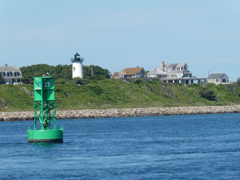 East Chop buoy &<BR>Lighthouse
