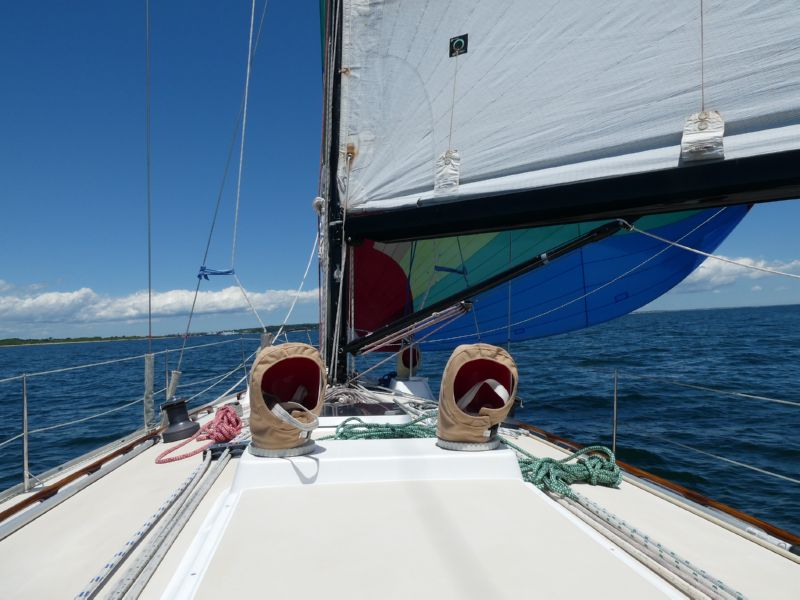 spinnaker sailing.